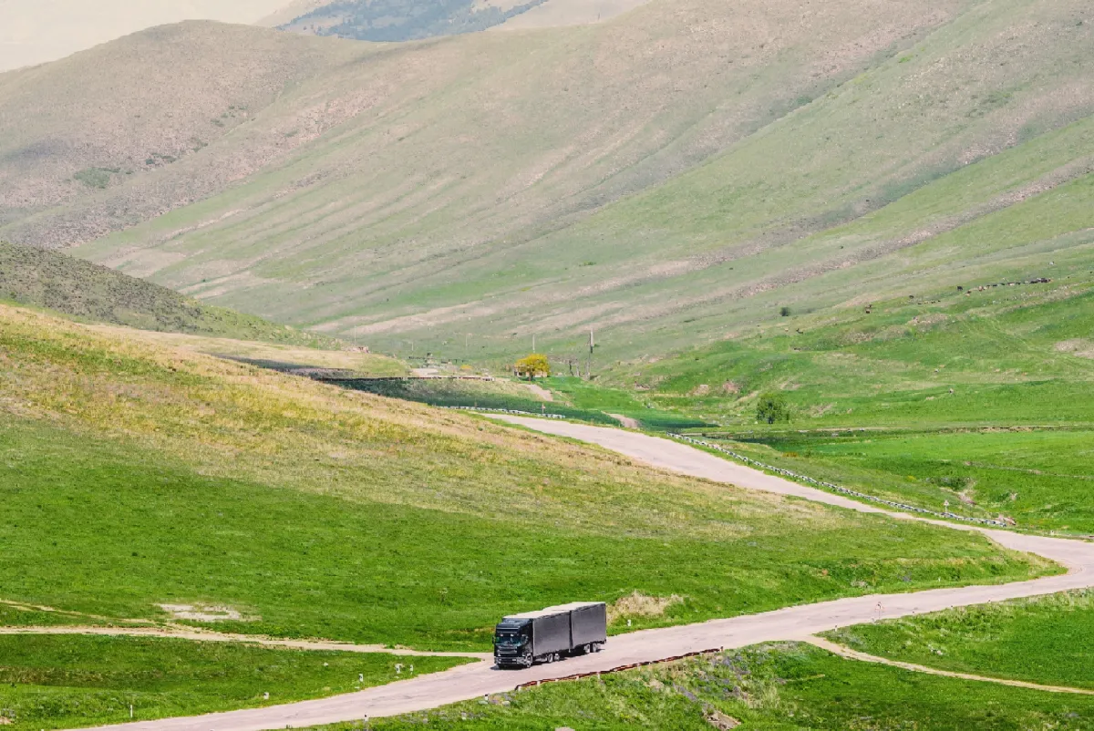 LKW-Transporte von medizinischer Ausrüstung nach Armenien