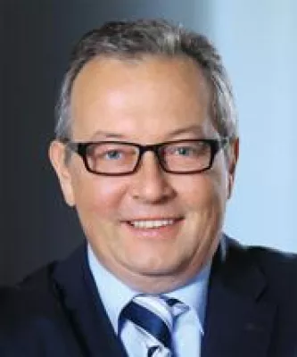 Bild: Arbeitsrecht: Bezahlung von Überstunden – BAG Urteil stärkt Arbeitnehmer