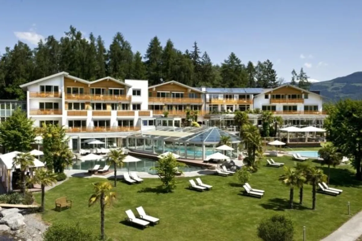 Außenansicht des Völlaner Hof Resort & Mediterran Spa