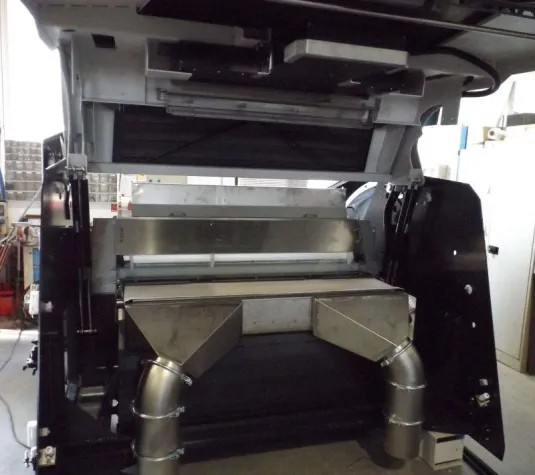 Alles aus einer Hand: Glasklare Sicherheitslösung für Sortiermaschine Bild: Alles aus einer Hand: Glasklare Sicherheitslösung für Sortiermaschine