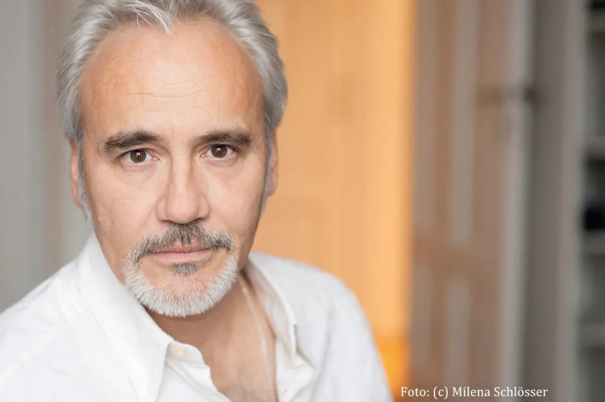 AUTOR HANSJÖRG SCHERTENLEIB © Milena Schlösser