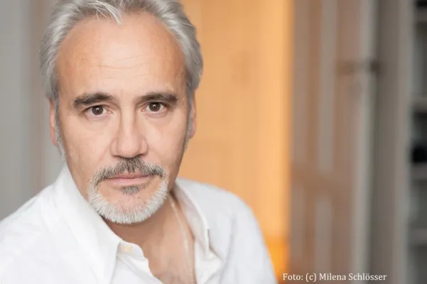 Bild: Autor Hansjörg Schertenleib stellt neuesten Roman vor