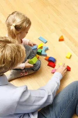 Bild: Immer ein perfekter Auftritt - Holzböden passen zu fast allen Wohnstilen