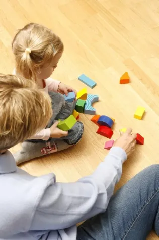 Bild: Immer ein perfekter Auftritt - Holzböden passen zu fast allen Wohnstilen