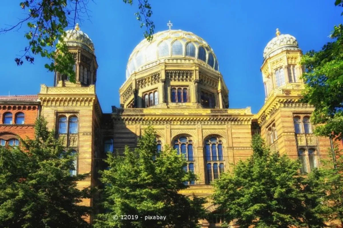 Die Neue Synagoge in Berlin ist heute wieder ein Zentrum der jüdischen Kultur. Foto: 12019-pixabay