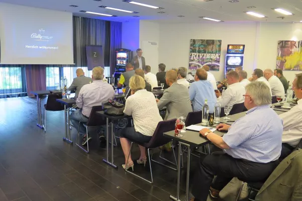 Bild: Impulse für die Zukunft - BALLY WULFF Hauptstadt Club zu Gast in Berlin