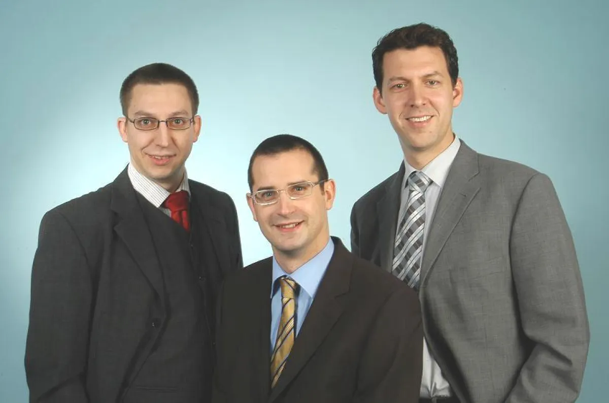 Die Geschäftsführer der cy:con-Partnerunternehmen (v.l.n.r.): Martin Gleiß von Eikona Medien in Volkach bei Würzburg, Oliver Schaus von it.x media in Konstanz und Sebastian Bosch von Mosaiq-Media in S