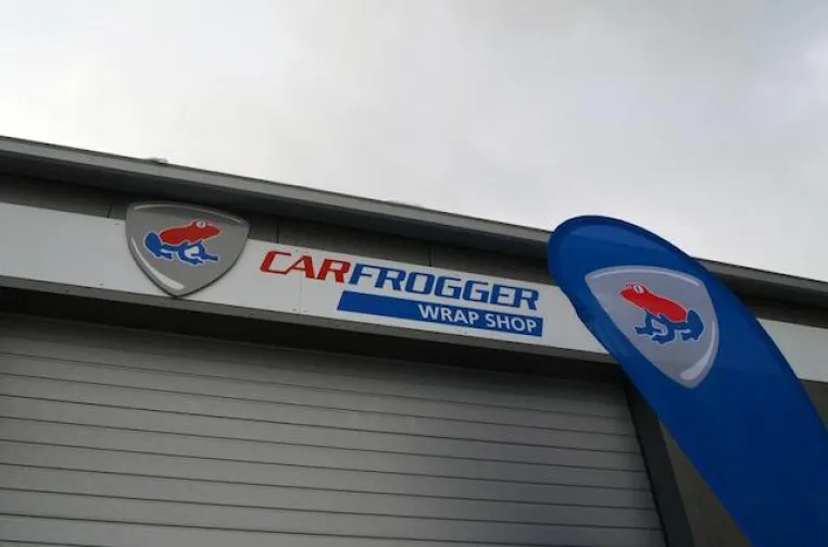 Carfrogger startet den Aufbau eines deutschlandweiten Netzwerks von Wrap Shops Bild: Carfrogger startet den Aufbau eines deutschlandweiten Netzwerks von Wrap Shops