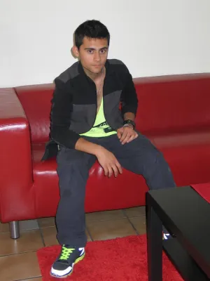 Bild: Zukunftschancen für Ali Sorush aus Afghanistan durch Förderung in der CJD Jugendhilfe in Frechen