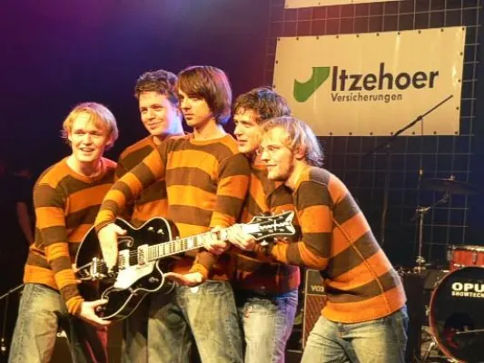 Bild: Sieger des John Lennon Talent Award heißen RADIOPILOT