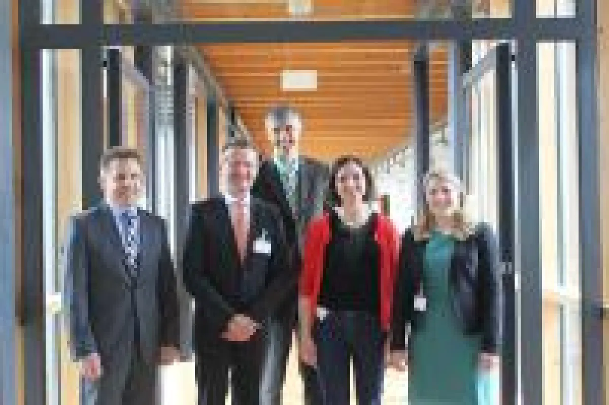Prof. Dr. H. Kempter, P. Wüstner, M. Reti, A. Späth, M. Lücke (v.l.n.r., fehlt: Dr. M. Heil)