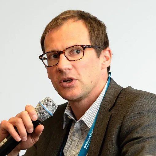 Focus wählt OLSWANG zur 'Top-Kanzlei des Jahres 2015' für Informationstechnologie und Telekommunikation Bild: Focus wählt OLSWANG zur 'Top-Kanzlei des Jahres 2015' für Informationstechnologie und Telekommunikation