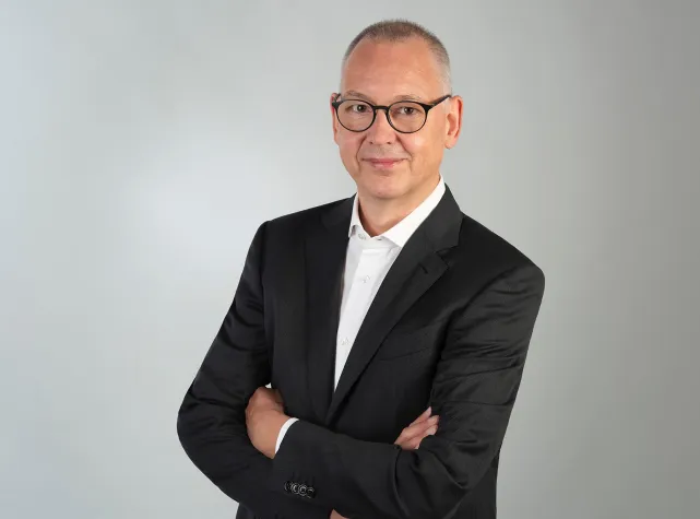 Bild: Dr. Frank K.  Peter – Strafverteidiger für harte Fälle