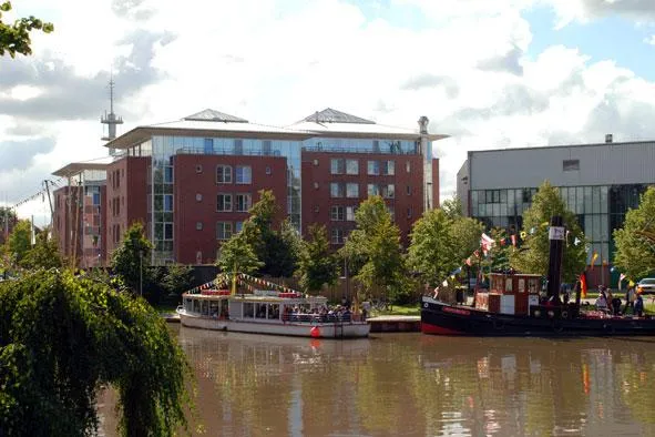 Bild: Hochzeit auf Probe im Hotel Alte Werft Papenburg