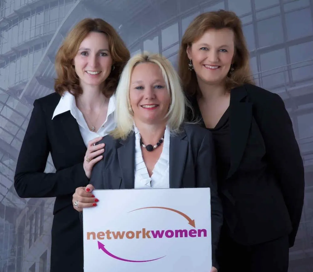 Vorstand von Network Women Grünwald e.V., Andrea Präuner, Sabine Bayer, Kirsten Raithel (v.l.n.r., Fotograf: Johannes Bayer)
