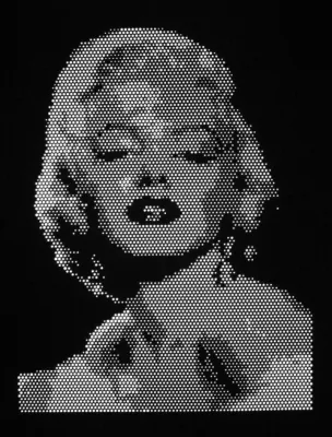 Bild: FOTOS AUS METALL-  Einzigartige Fassaden durch Lochstanzungen