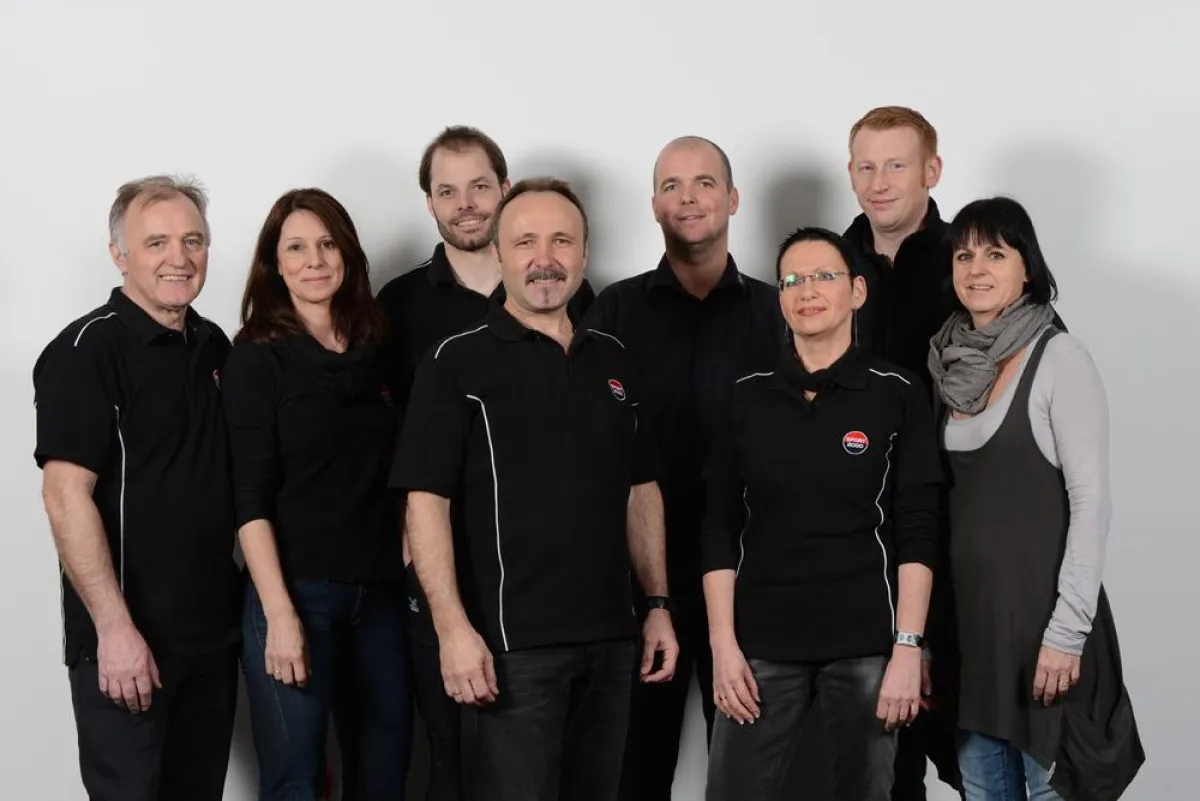 V.l.n.r.: Teufl, Schmidt, Roshardt, Schorn, Fürtbauer, Till, Hacker und Speigner