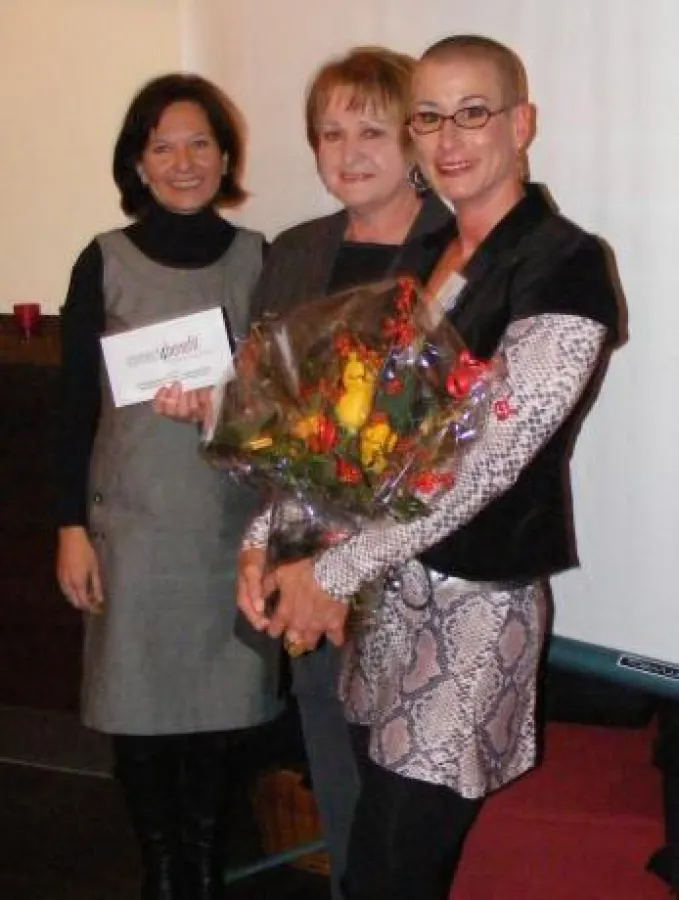 v.r.n.l.: Nadine Rebel, Christine Fischer, Elternbeiratsvorsitzende Frau Schuhmacher