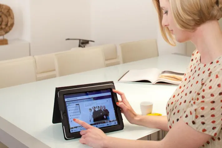 Neu: Social Media-Tool macht aus Nachbarn Freunde Bild: Neu: Social Media-Tool macht aus Nachbarn Freunde