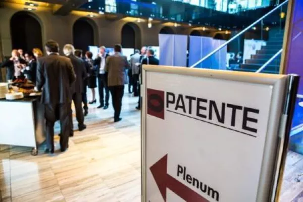 Fachkongress Patente 2015: „Wirkungsvoller Schutz trotz Kostendruck“ Bild: Fachkongress Patente 2015: „Wirkungsvoller Schutz trotz Kostendruck“