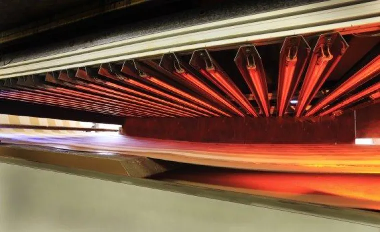 Bild: Infrarot-Strahler machen Heimtextilien schwer entflammbar