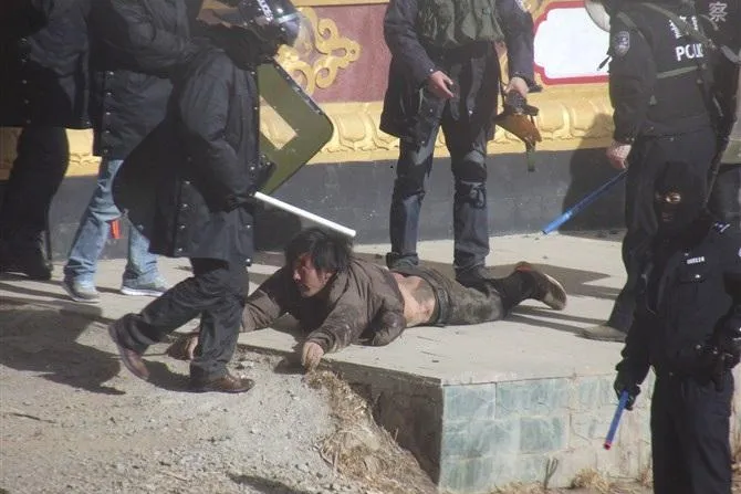 Bild: Aufwühlende Bilder der Niederschlagung der Proteste in Serthar erreichen das Exil