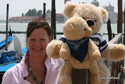 Bild: Endlich - Teddy auf Reisen, Teddy in Venedig, Teddy in Timmendorfer Strand und Lübeck