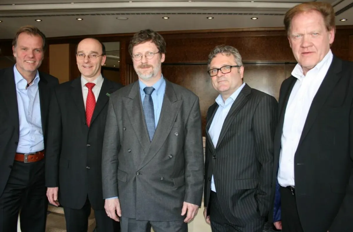 Knut Maria Siebrasse, Markus Böll, Dr. Lukas Weber, Anton Jany und Burkhard Fröhlich referierten beim Medien-Seminar in Stuttgart.