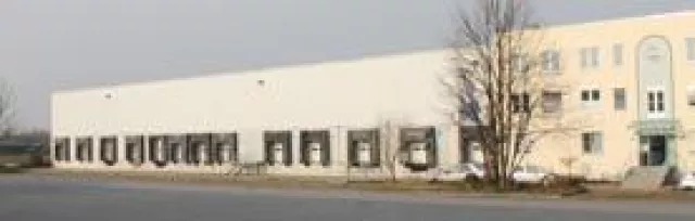 Bild: DIP-Partner AENGEVELT vermittelt rd. 1.700 m² Büro-/Logistikfläche im Raum Leipzig-Halle an Party Rent Berlin