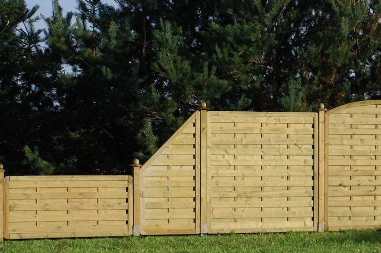 Bild: Krawex - Hersteller und Anbieter für Gartenholz