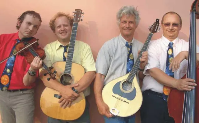 Bild: Biber´s Acoustic Salon begrüsst führende Musiker der europäischen Akustik-Szene im Fachwerk