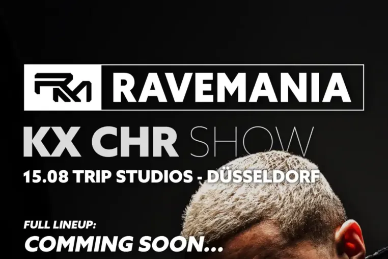 Bild: RAVEMANIA bringt KX CHR am 15. August 2026 in die TRIP STUDIOS nach Neuss