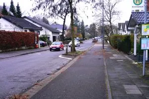 FDP fordert Lkw-Verbot in Bergisch Gladbach-Refrath - erhebliche Behinderung im Wohngebiet Bild: FDP fordert Lkw-Verbot in Bergisch Gladbach-Refrath - erhebliche Behinderung im Wohngebiet