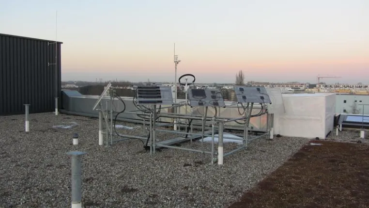 Neues Forschungsprojekt mit AVANCIS optimiert CIGS-Dünnschichtsolarmodule im Außeneinsatz Bild: Neues Forschungsprojekt mit AVANCIS optimiert CIGS-Dünnschichtsolarmodule im Außeneinsatz
