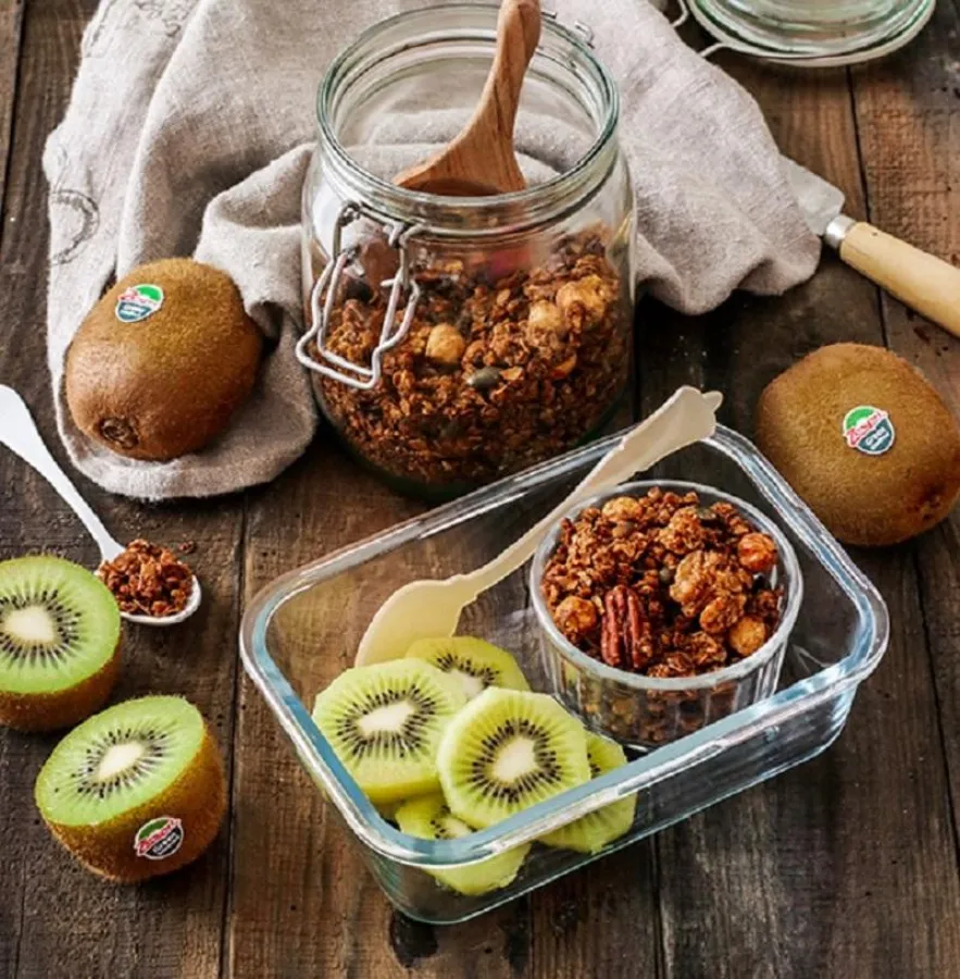 Granola mit Green Kiwi / Zespri