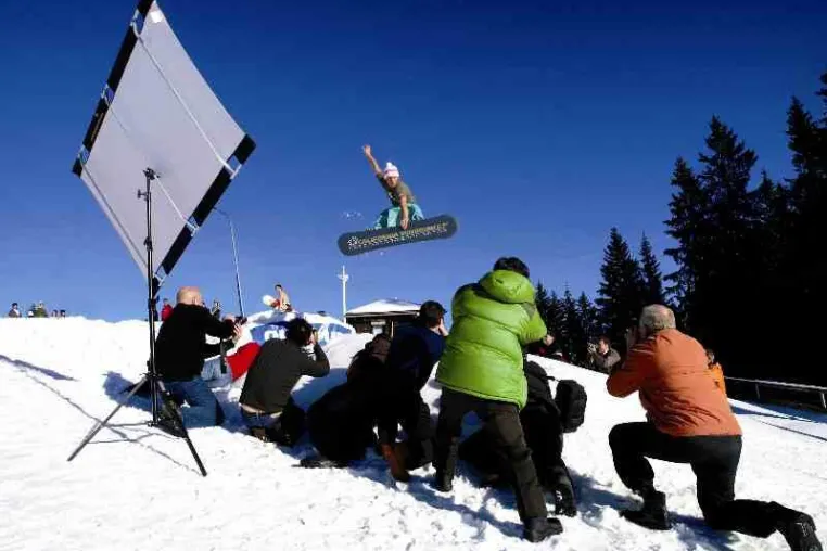 Bild: Perfekte Actionfotos mit dem patentierten Reflektor-System von CALIFORNIA SUNBOUNCE