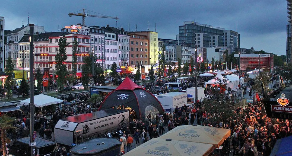 EXPODOME® auf den Hamburg Harley Days 2011 - Foto: Katja Brandt - Spielbudenplatz Betreiber GmbH