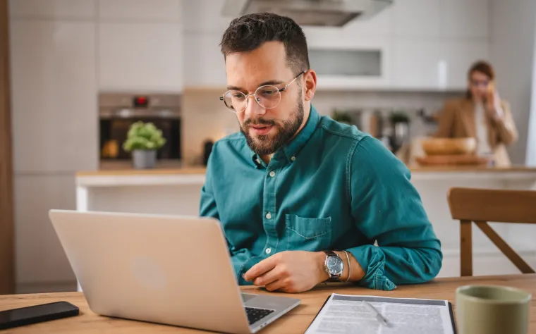 Homeoffice-Weiterbildung boomt: Drei Viertel der Berufstätigen bevorzugen flexibles Lernen Bild: Homeoffice-Weiterbildung boomt: Drei Viertel der Berufstätigen bevorzugen flexibles Lernen