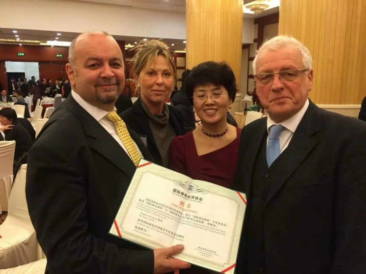Angelo Carrara (Confartigianato) Bergamo/Italien, Xiyan Zhang (IGEA China), Eberhard J. Trempel