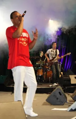 2schneidig für Konzerte in Stuttgart Bild: 2schneidig für Konzerte in Stuttgart