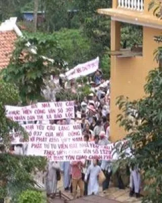 Bild: SR Vietnam - Gewalt und Psychoterror gegen buddhistische Klostergemeinschaft