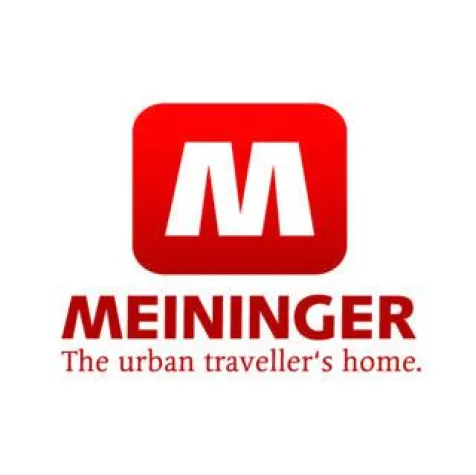 Bild: Die Stadt Paris und MEININGER unterzeichnen Vereinbarung über erstes MEININGER Hotel in Paris