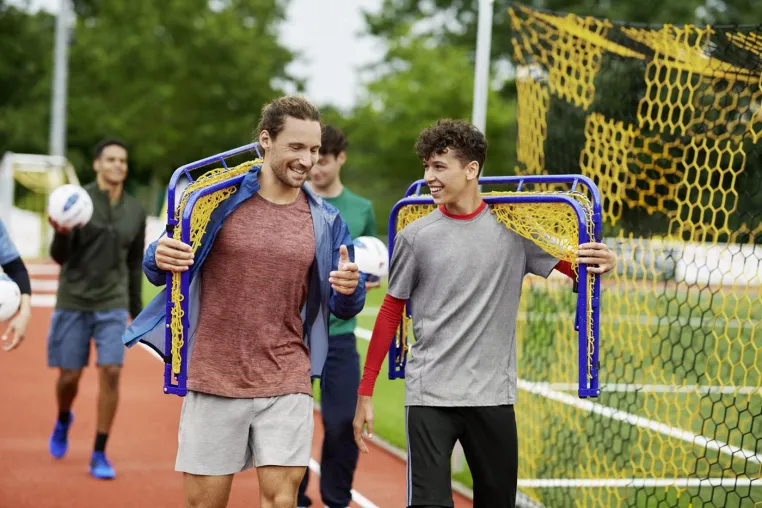 Kostenlose Ausstattung für Sportvereine Bild: Kostenlose Ausstattung für Sportvereine