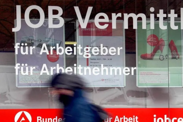 Montagsdemo einem Artikel der Antenne Hessen/ Radio Hessen GbR gewidmet Bild: Montagsdemo einem Artikel der Antenne Hessen/ Radio Hessen GbR gewidmet