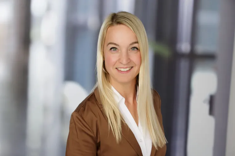Ernährungspsychologin Stefanie Sponer präsentiert ihr einzigartiges Konzept: Agile Ernährung im Business Bild: Ernährungspsychologin Stefanie Sponer präsentiert ihr einzigartiges Konzept: Agile Ernährung im Business
