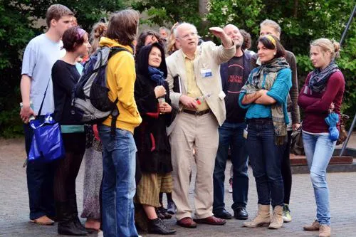 Bild: Kulturschaffende Begegnungen auf dem 6. Kasseler Jugendsymposion