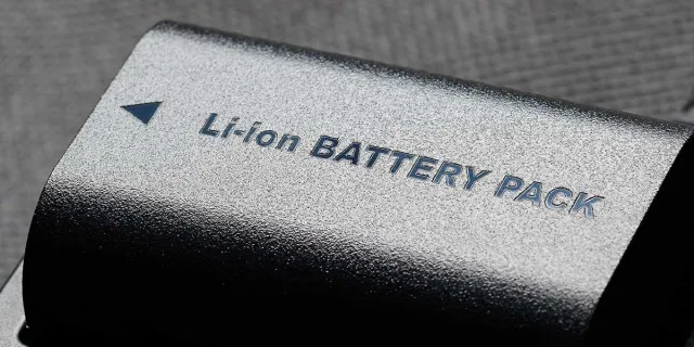 Bild: Der richtige Umgang mit Lithium-Ionen-Akkus verlangt mehr Aufklärungsarbeit
