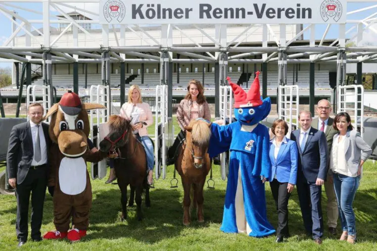 Bild: Benefizrenntag 2016 des Kölner Renn-Vereins zugunsten des Kinderschutzbundes Köln