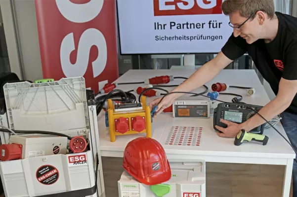 Sonderfall: Geräteprüfung von 400 Volt Geräten Bild: Sonderfall: Geräteprüfung von 400 Volt Geräten