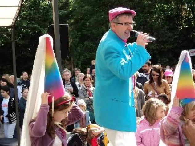 Bild: Schönes fremdes Mädchen – Livepremiere der nächsten Single von NORBI